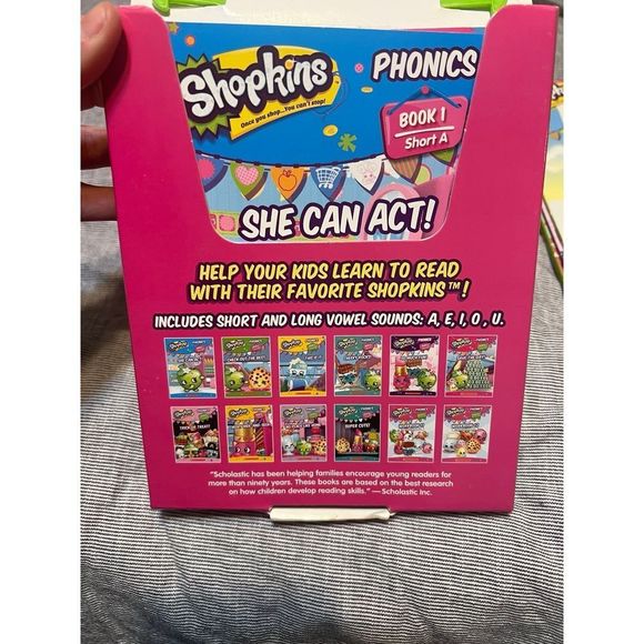 Shopkins Book Lot - Picture 4 of 4